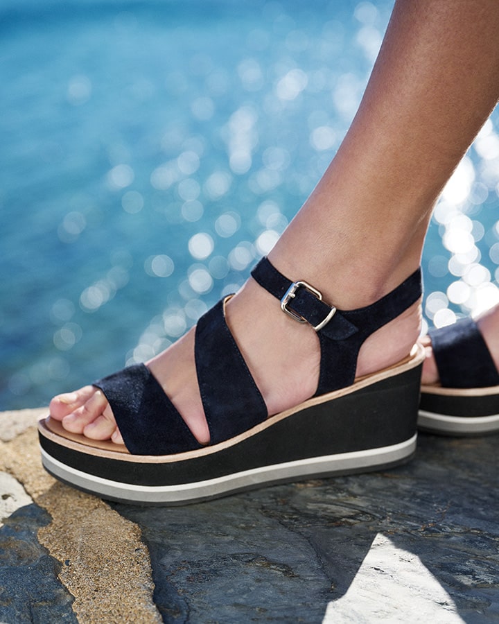 sandale-plateforme-femme-310mln-1.jpg